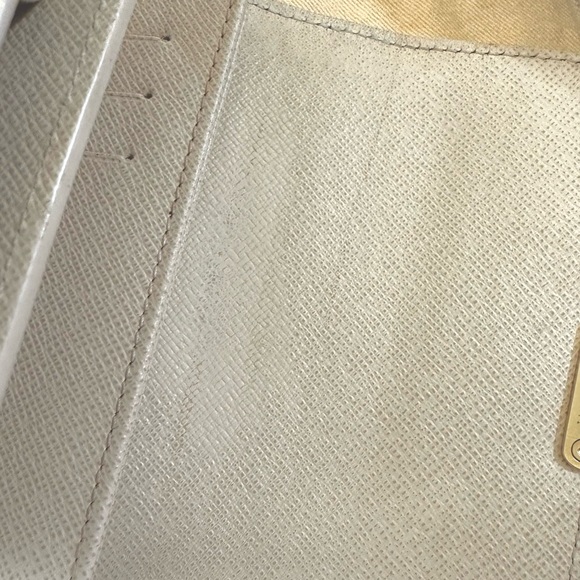 SOLD Louis Vuitton damier azur wallet full set - Picture 13 of 13